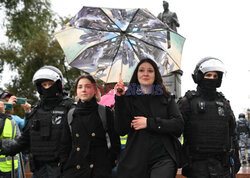 Protesty antywojenne i aresztowania w Rosji