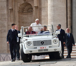 Papież Franciszek na audiencji generalnej