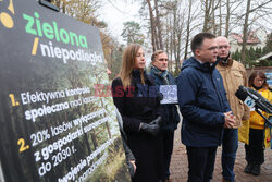 Czwórka Hołowni dla lasów