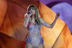 Taylor Swift na trasie koncertowej Eras