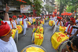 Procesja Gudi Padwa w Mumbaju