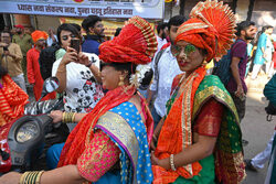 Procesja Gudi Padwa w Mumbaju