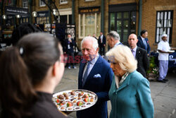 Król Karol i królowa Kamila z wizytą w Covent Garden