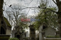 Cmentarz Pere Lachaise w Paryżu - Eyevine