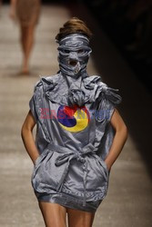 Paris Fashion Week - pokazy