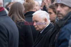 Jarosław Kaczyński na odsłonięciu tablicy Lecha Kaczyńskiego w IPN w Gdańsku