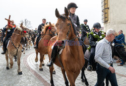 Wielkanocna procesja konna