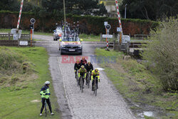 Przygotowania do wyścigu Paris Roubaix