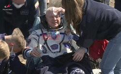 Powrót astronautów z misji kosmicznej na ISS