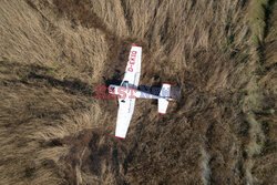 Cessna po awaryjnym lądowaniu w Wawrze