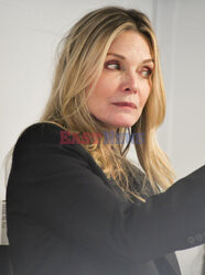 Michelle Pfeiffer promuje swoje perfumy