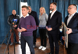 Aleksander Miszalski z przedstawicielami krakowskich klubow sportowych