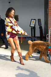 Chrissy Teigen i John Legend z psem