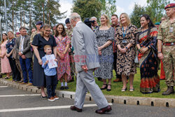 Król Karol III podczas wizyty w  Gibraltarze