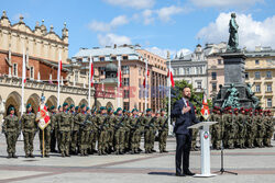 Uroczystości 80 rocznicy Bitwy pod Monte Cassino na Rynku Głównym w Krakowie