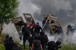 Protest przeciwko projektowi autostrady A69 we Francji