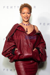 Impreza Rihanna x Fenty Hair