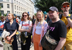 Protest twórców filmowych przed Sejmem ws. tantiem