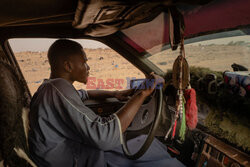 Mercedes 190 kultowym wozem w Mauretanii - AFP