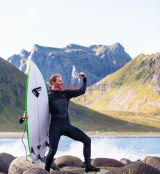 Surfer, który przeżył dwa ataki rekina