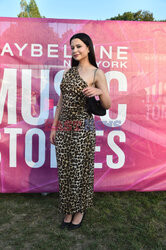 Maybelline Music stories