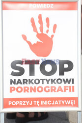 Ordo Iuris rejestruje komitet "Stop narkotykowi pornografii"