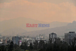 Miasto Quito spowite dymem z pożarów