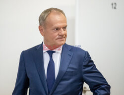 Donald Tusk w w 1. Batalionie Strzelców Podhalańskich w Rzeszowie