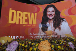 Wieczór z Drew Barrymore Show