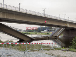 Zawaliła się część mostu w centrum Drezna