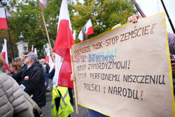 Protest PiS przed Ministerstwem Sprawiedliwości