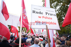 Protest PiS przed Ministerstwem Sprawiedliwości