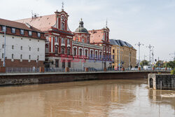 Wrocław szykuje się na przyjęcie fali powodziowej