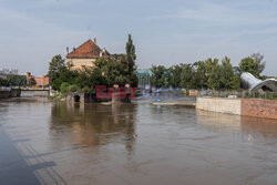 Wrocław szykuje się na przyjęcie fali powodziowej