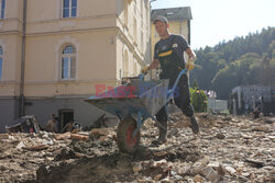 Miasta po przejściu fali powodziowej