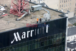 Demontaż napisu Marriott