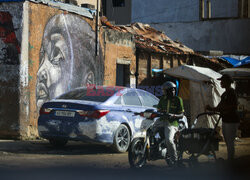 Graffiti w stolicy Senegalu