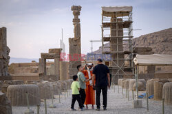 Zwiedzanie ruin Persepolis w Iranie