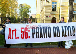 Azyl, prawo, konstytucja! - protest przed KPRM