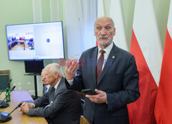 Konferencja prasowa Antoniego Macierewicza