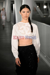 Pokaz Chanel Cruise 2024/25 w Hongkongu