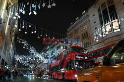 Świąteczna iluminacja na Oxford Street