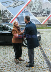 Wizyta minister obrony narodowej Czech w Warszawie