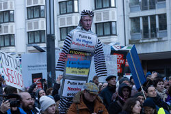 Manifestacja antyrosyjska w Berlinie