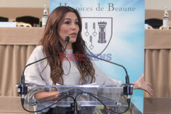 Eva Longoria na aukcji wina we Francji