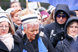 Protest pielęgniarek i położnych przed KPRM