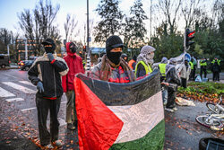 Demonstracja przeciwko targom broni w Rotterdamie