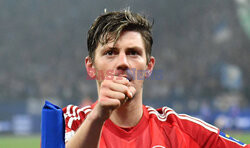 Dawid Kownacki z golem w meczu z Schalke 04