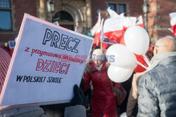 Protest Tak dla edukacji! Nie dla deprawacji! w Gdańsku