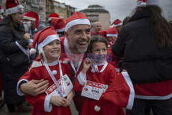 Charytatywny bieg Mikołajów w Kosowie